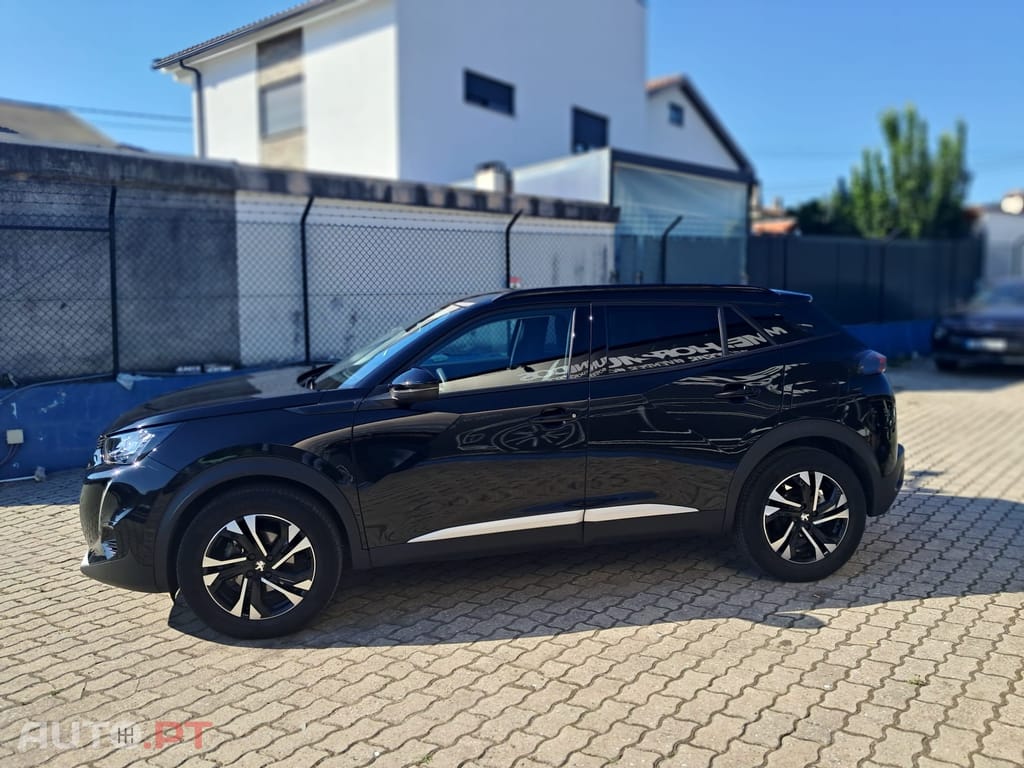 Peugeot 2008 1.2 PureTech Allure EAT8
