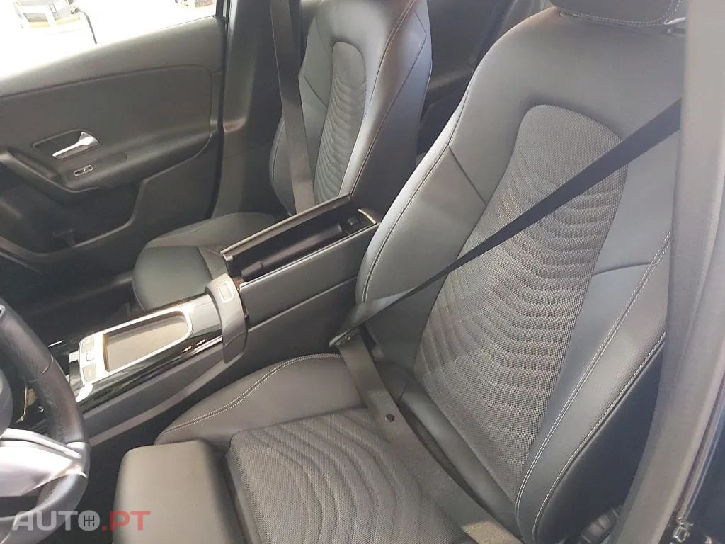 Mercedes-Benz A 250 e