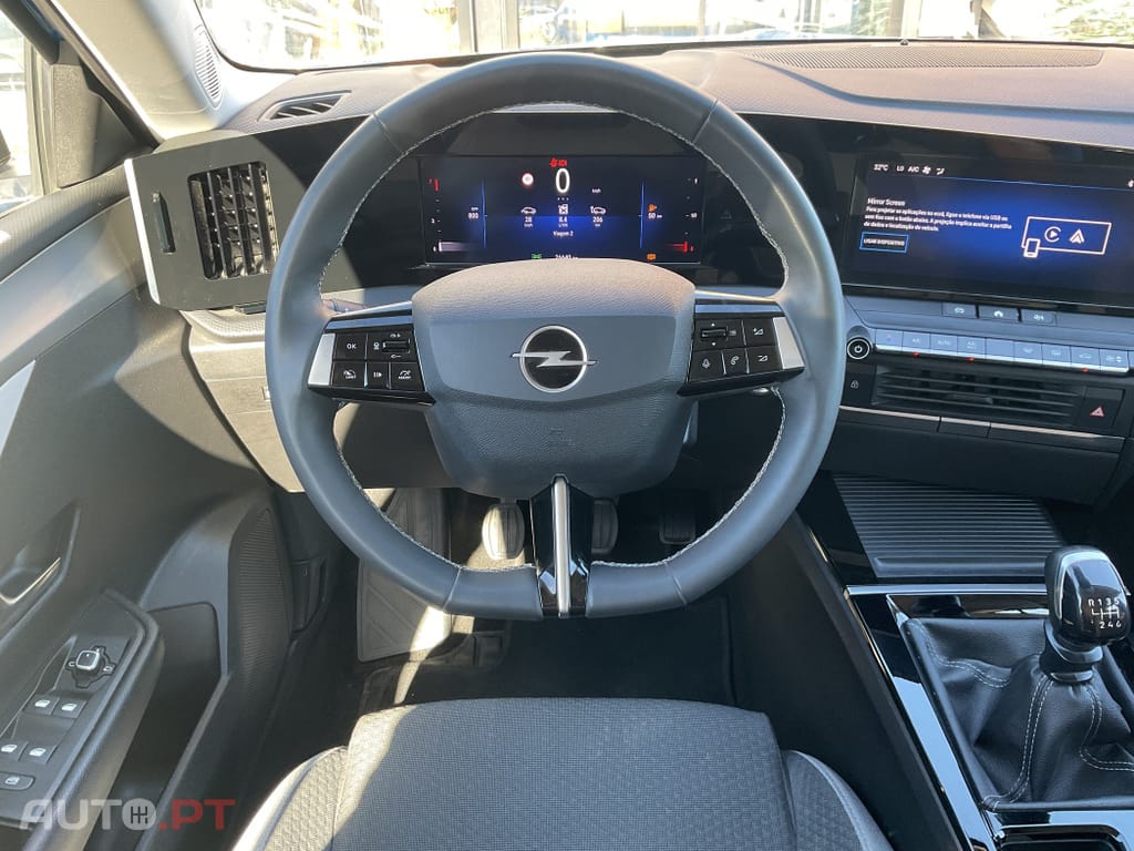 Opel Astra Sports Tourer 1.2 T Edition