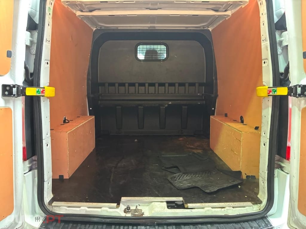 Ford Transit Custom 320 L2 2.0 EcoBlue H1 Trend Business