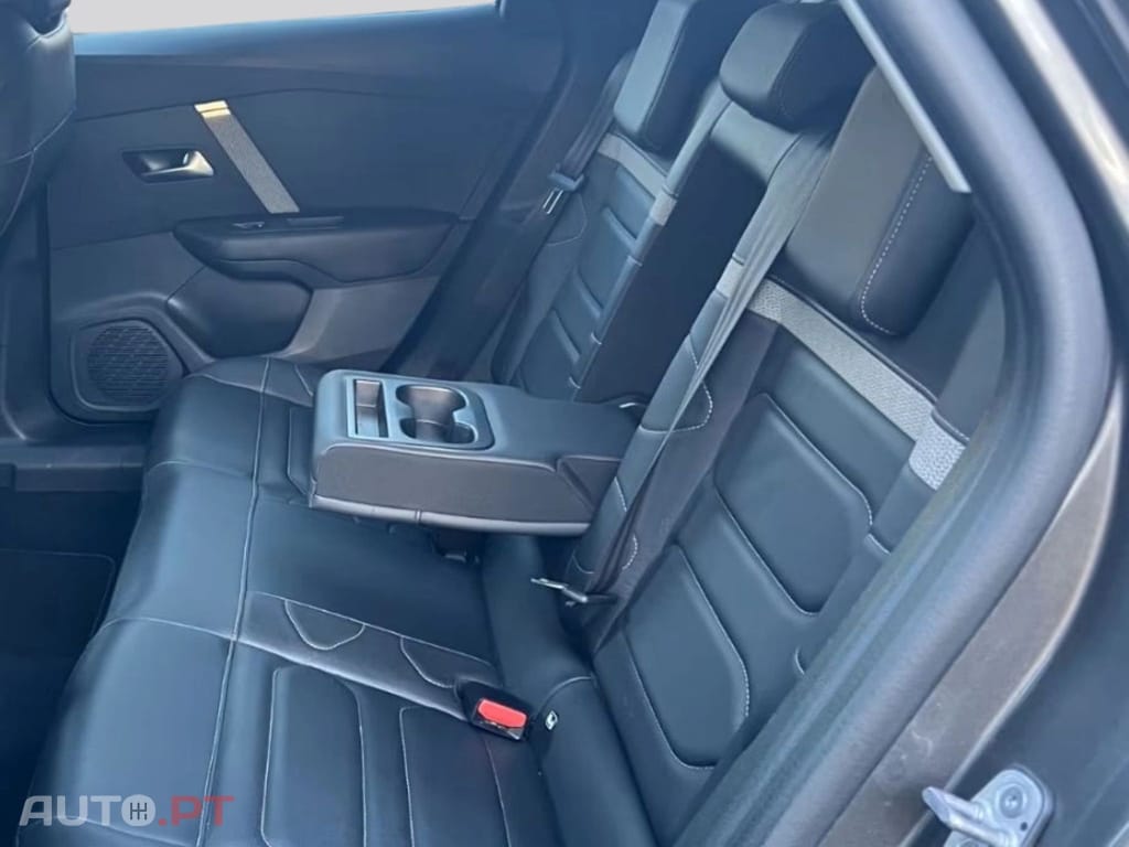 Citroen C4 1.5 BlueHDi Shine EAT8