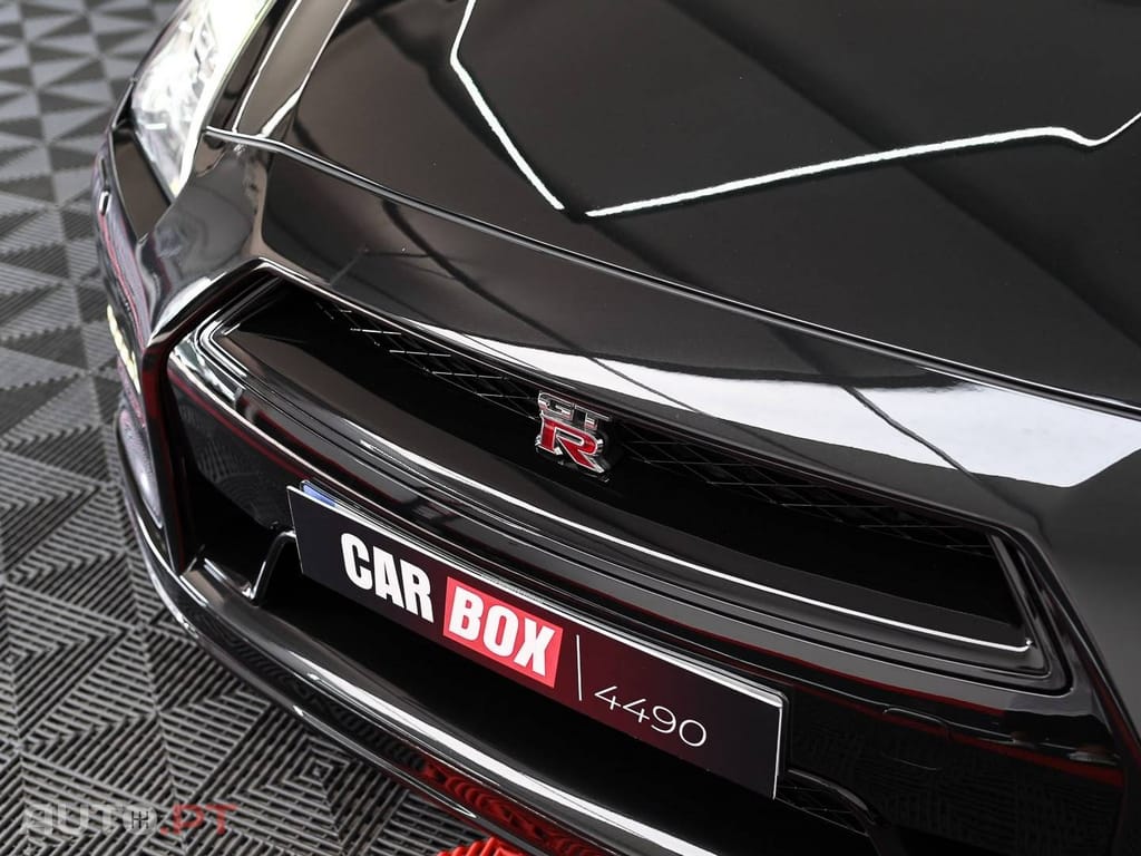 Nissan GT-R 3.8 V6 Black Edition