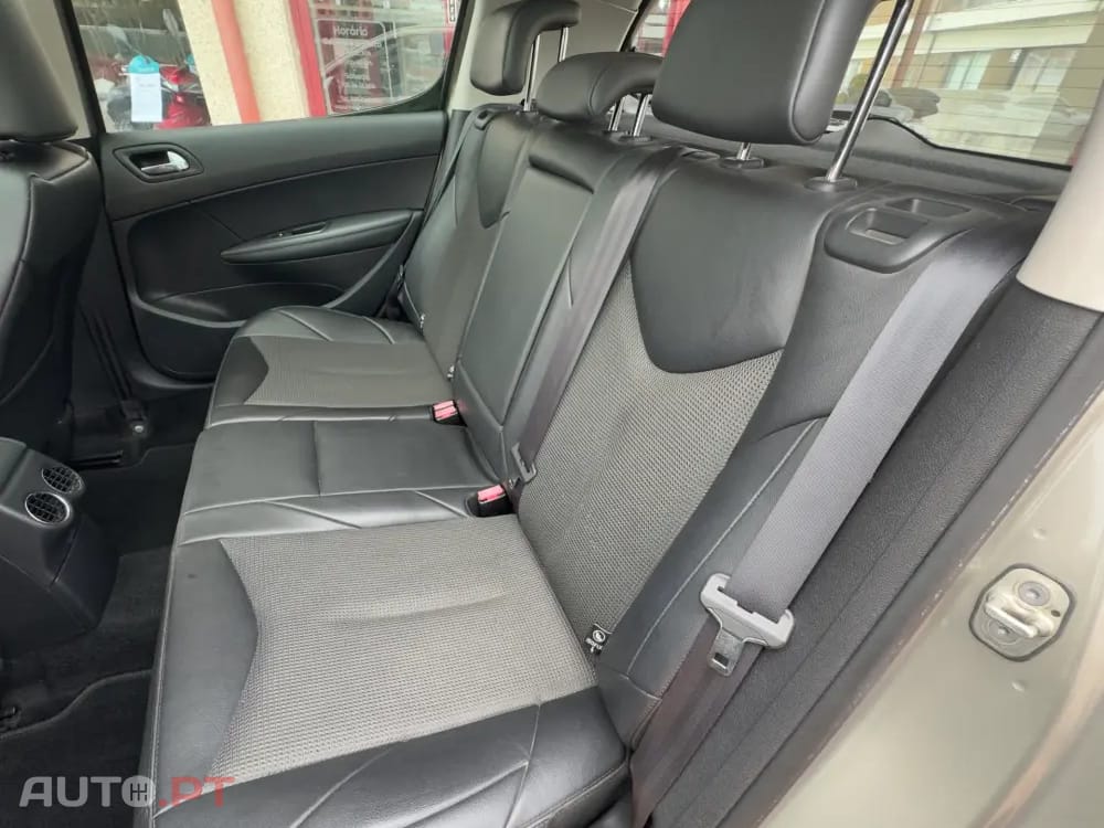 Peugeot 308 1.6 e-HDi Allure CMP6