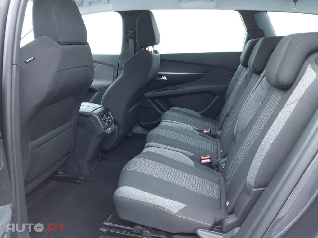 Peugeot 5008 1.5 BlueHDi Active Pack EAT8
