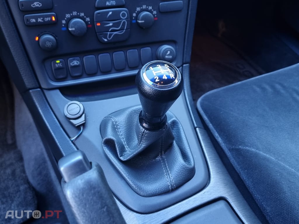 Volvo S80 2.0 T5
