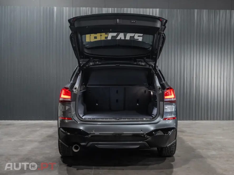 BMW X1 xDrive25e Pack Desportivo M