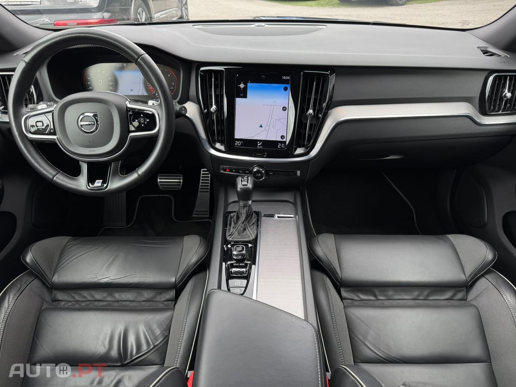 Volvo V60 2.0 D3 R-Design Geartronic