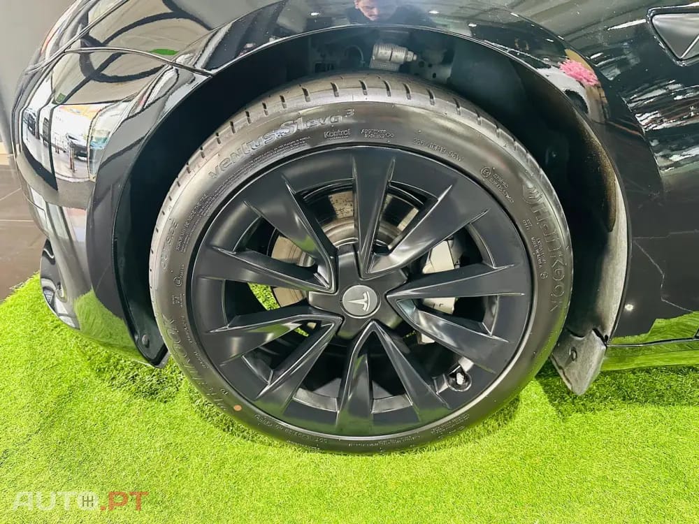 Tesla Model 3 Standard RWD