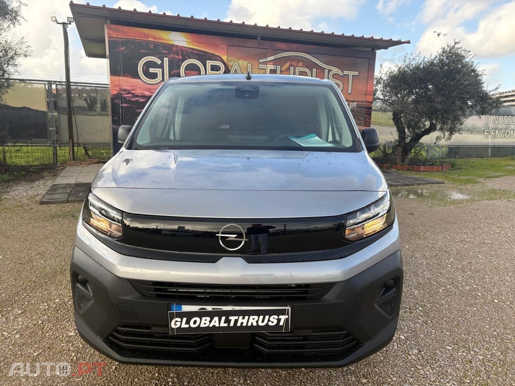 Opel Combo 1.5 Blue Hdi EAT6