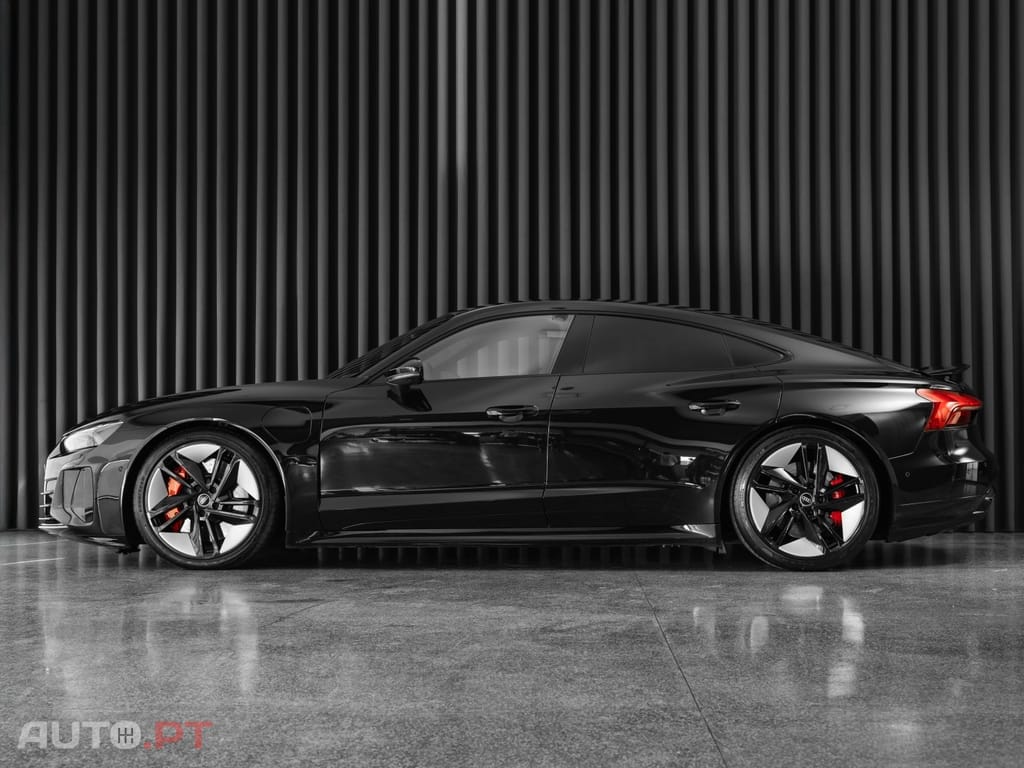 Audi RS E-Tron GT quattro