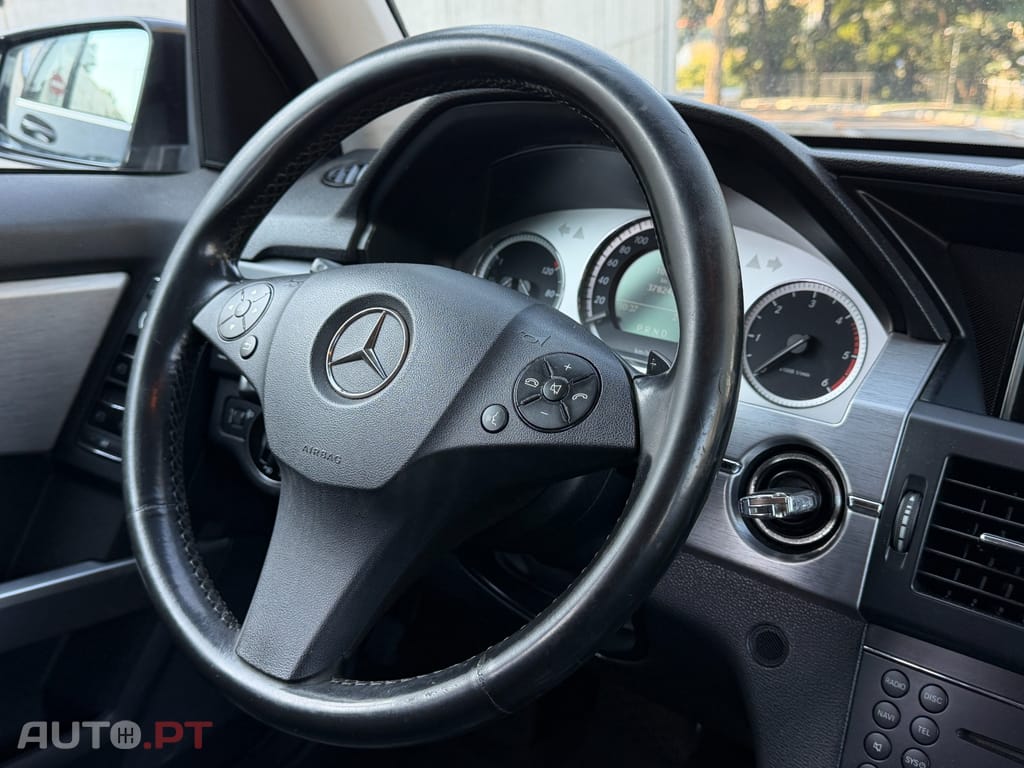 Mercedes-Benz GLK 350 3.0 V6 224cv 4MATIC 7G-Tronic