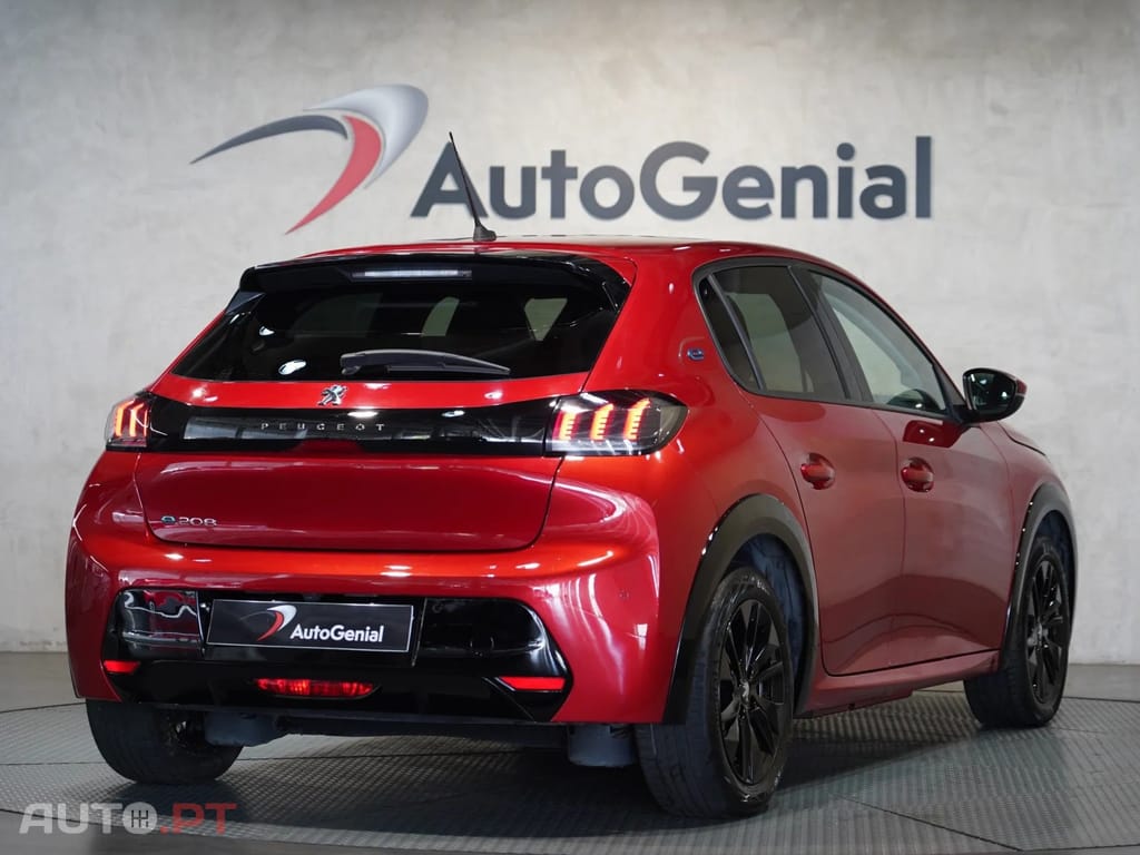 Peugeot E-208 50 kWh Allure