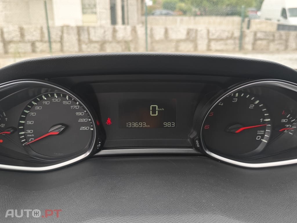 Peugeot 308 1.6 BlueHDi Style