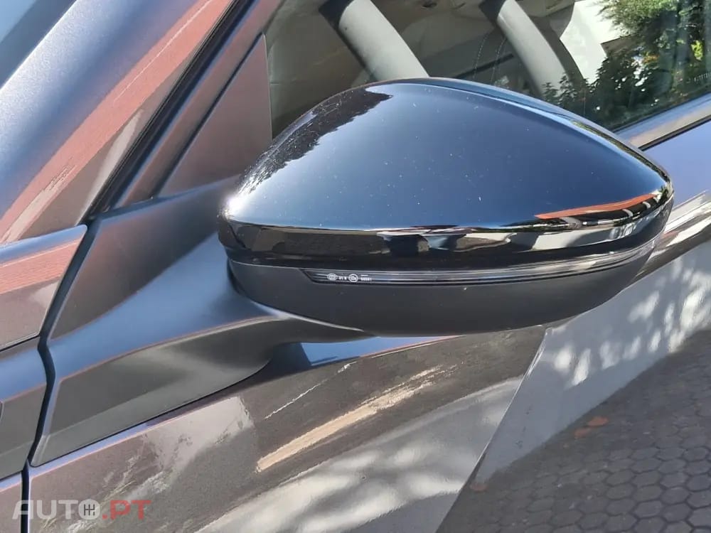 Peugeot 2008 1.2 PureTech Allure EAT8