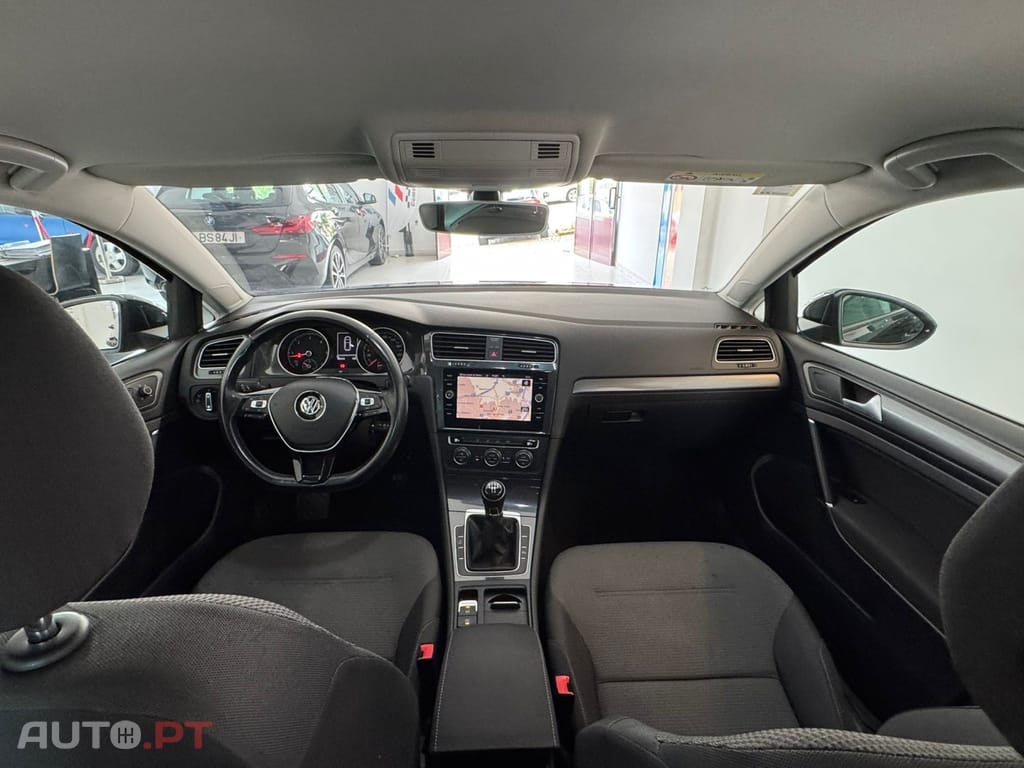 Volkswagen Golf 1.6 TDi Confortline