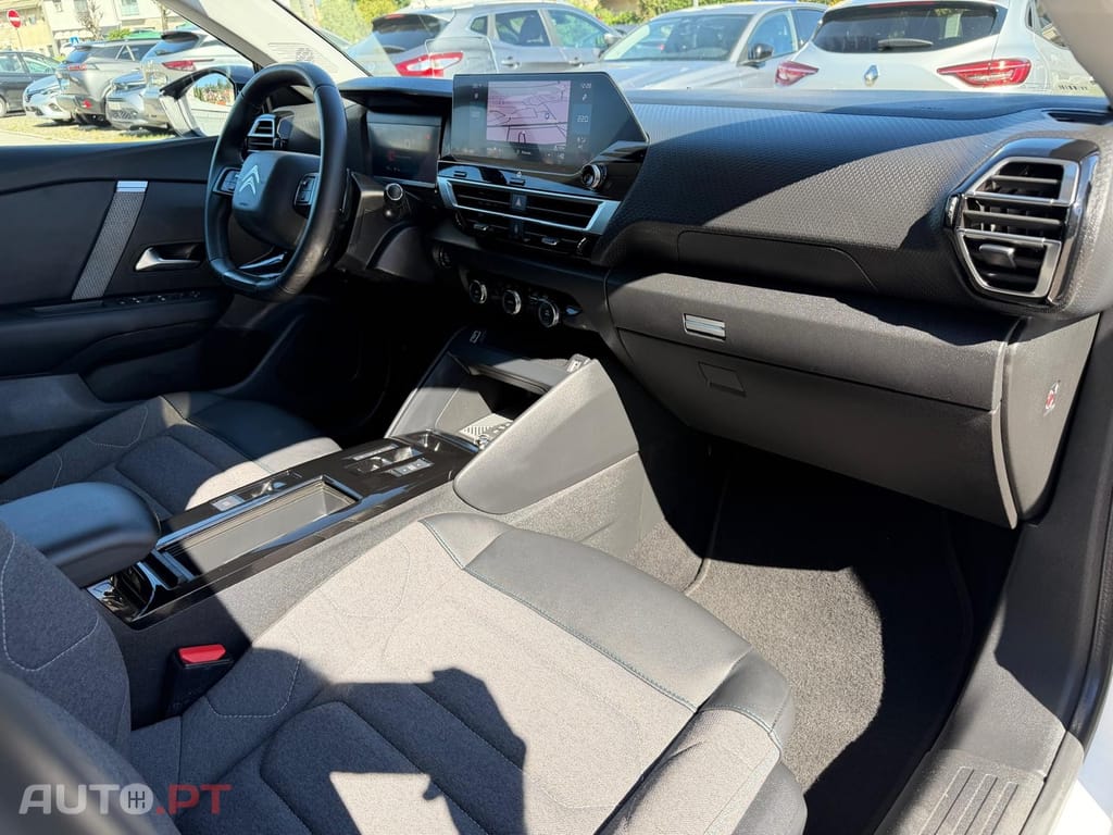 Citroen C4 1.5 BlueHDi Shine EAT8