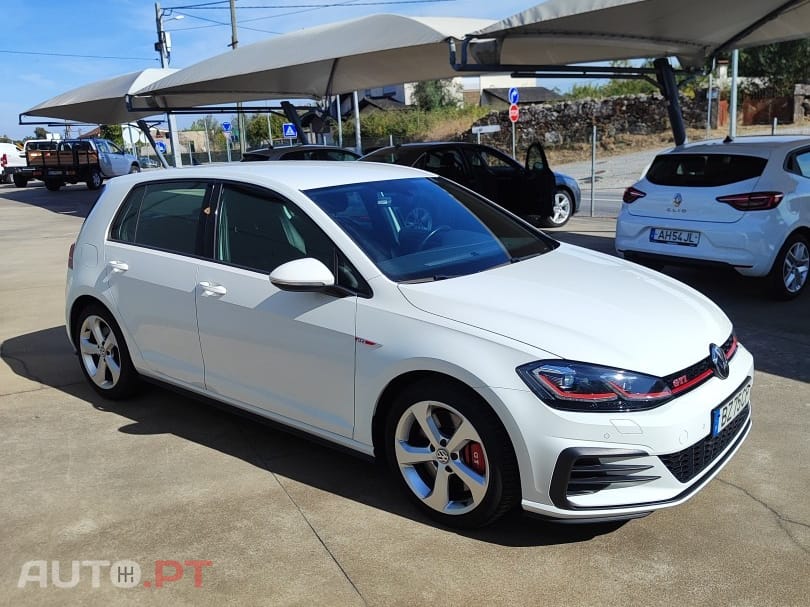 Volkswagen Golf 2.0 TSI GTI DSG