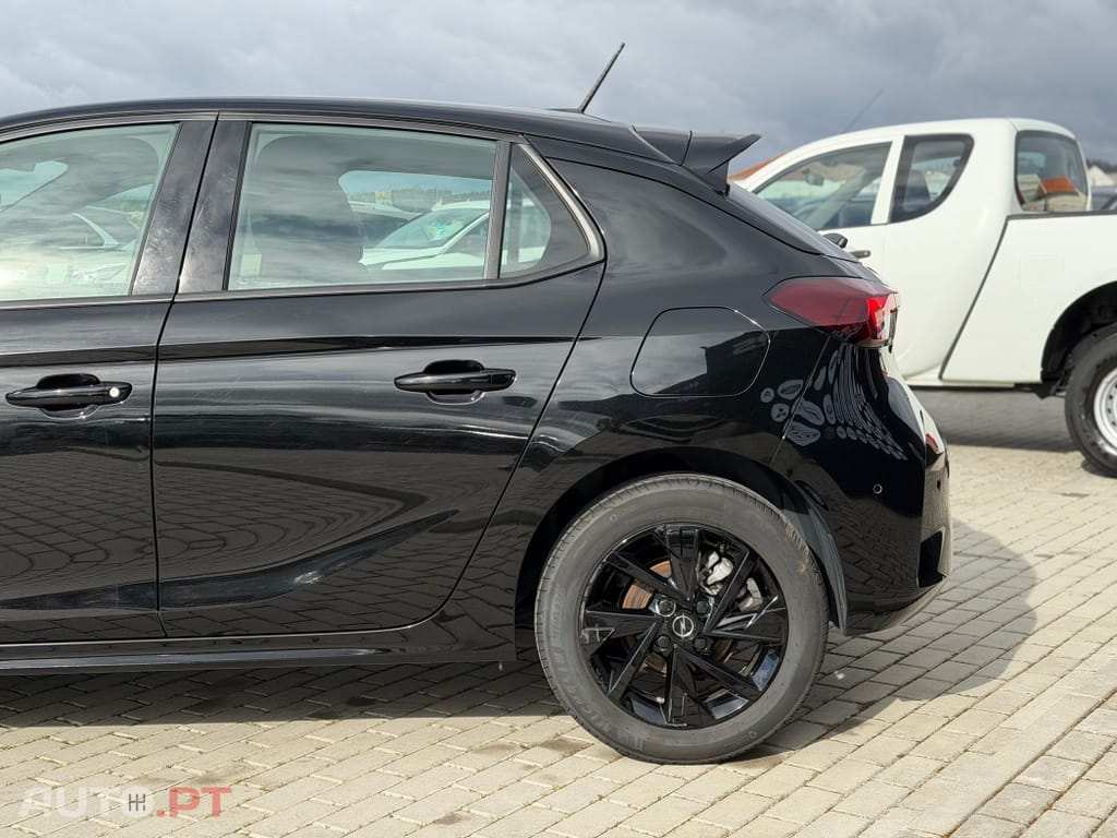 Opel Corsa 1.2 T GS Line Aut.