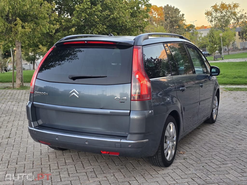 Citroen C4 Grand Picasso 1,6 HDi 110 Cv's EXCLUSIVE CX.AUTOMATICA E SEQUÊNCIAL