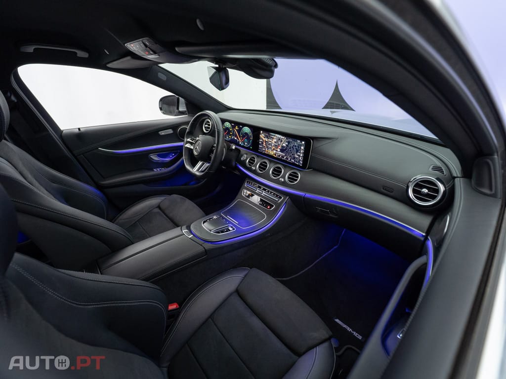 Mercedes-Benz E 300 de AMG Line