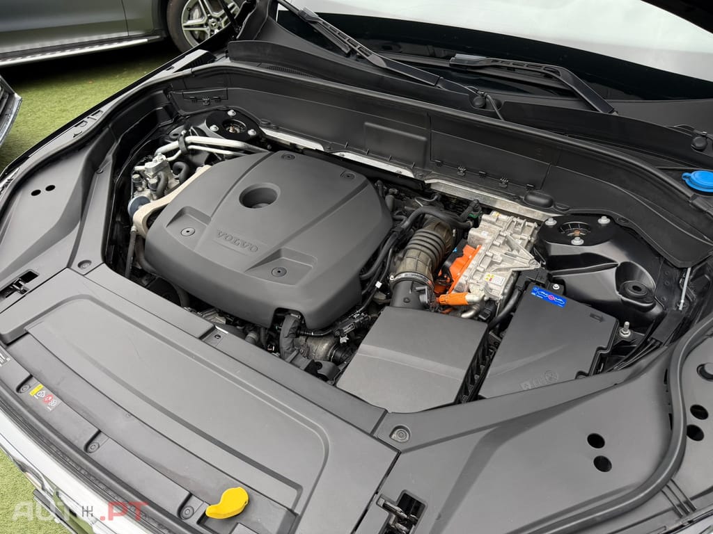 Volvo XC90 2.0 T8 PHEV Inscription Expression AWD