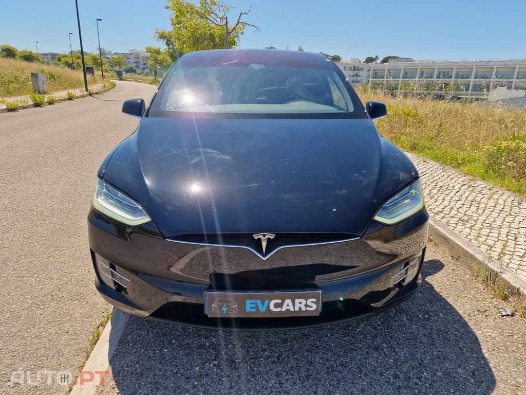 Tesla Model X Long Range