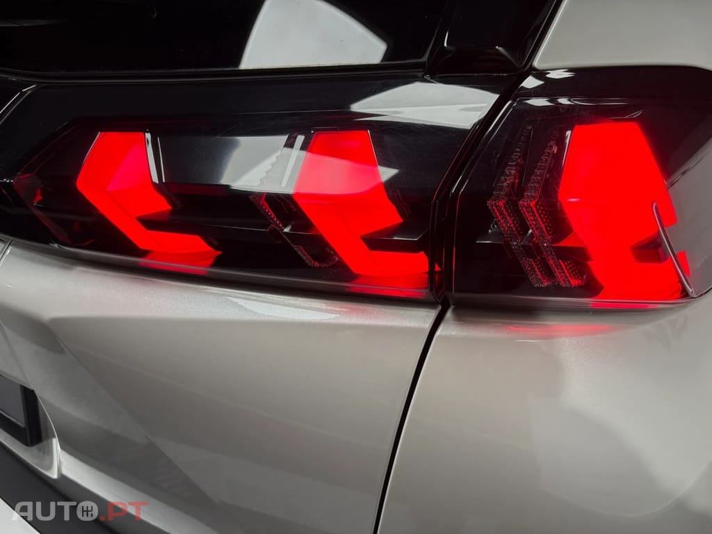 Peugeot 2008 PureTech 130 EAT8 Allure