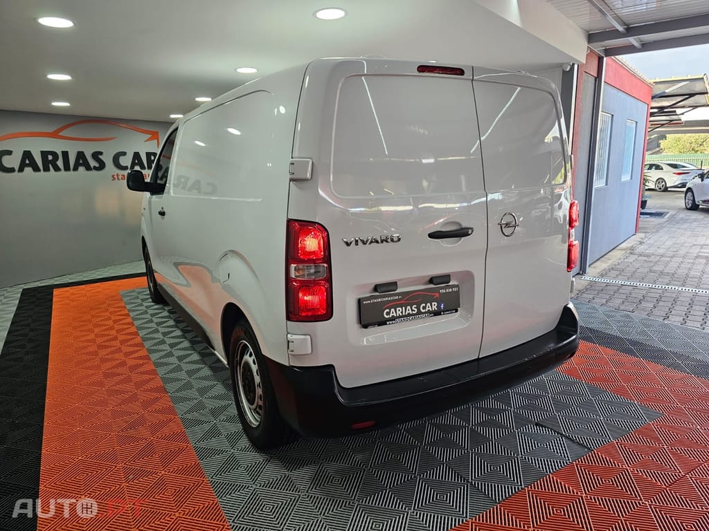 Opel Vivaro 1.5 CDTi L1H1 Essentia