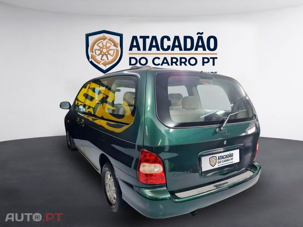 Kia Carnival LS