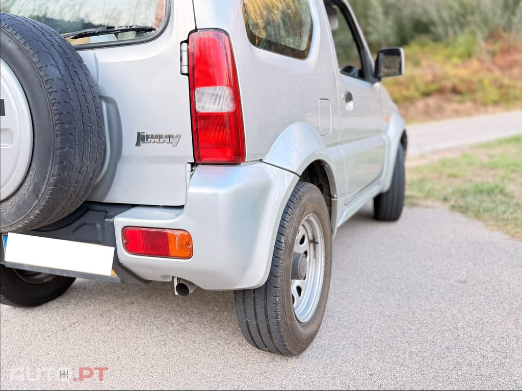 Suzuki Jimny dohc