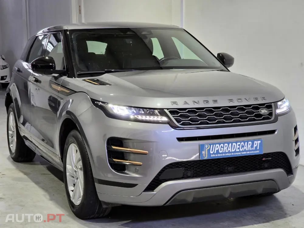 Land Rover Evoque P300e R-Dynamic