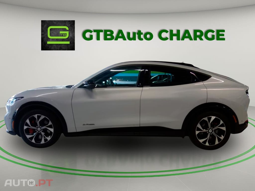 Ford Mustang Mach-E 76 kWh I.V.A DEDUTÍVEL