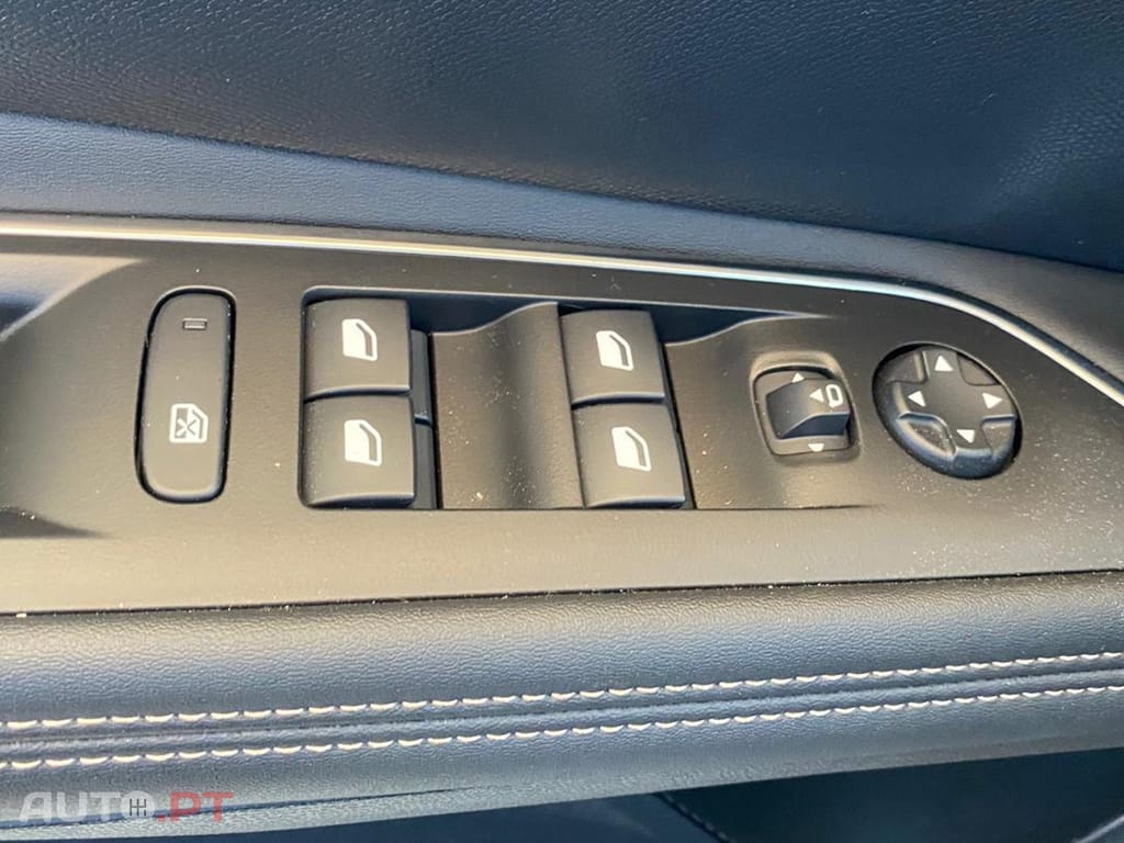 Peugeot 3008 3008 1.2 PureTech GT EAT8