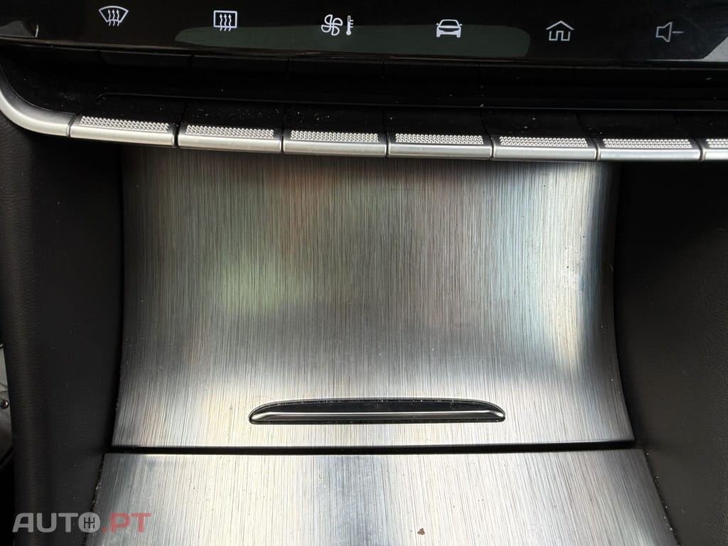 MG EHS PHEV Hybrid Luxury I.V.A DEDUTIVEL