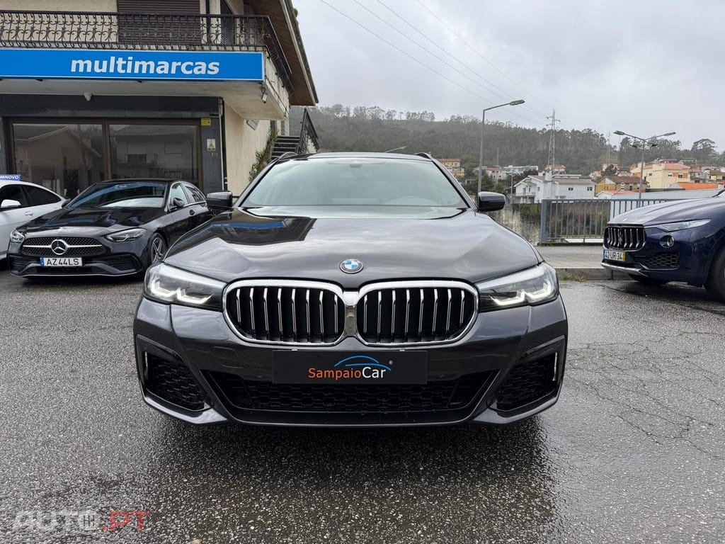 BMW 520 d Pack Desportivo M Auto
