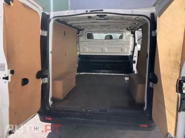 Renault Trafic  1.6 dCi com IVA Dedutível