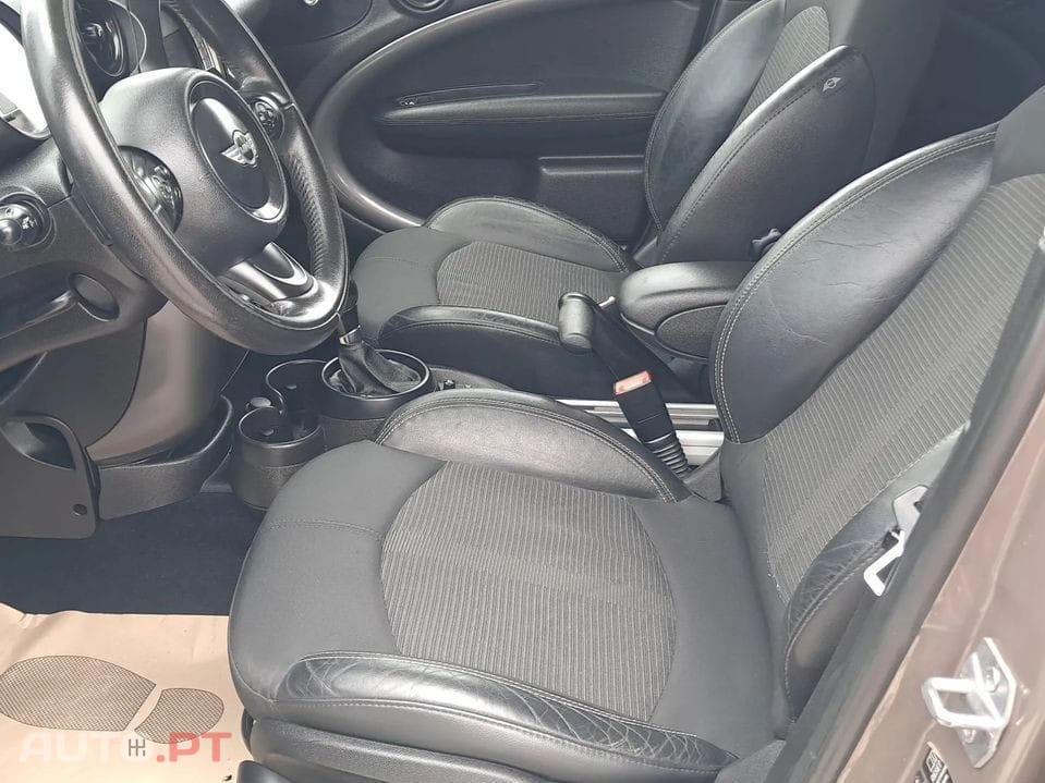 MINI Countryman Cooper SD Auto