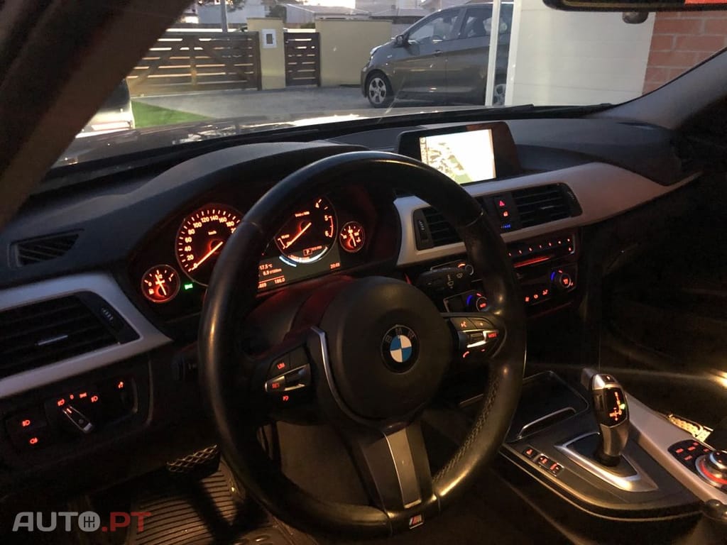 BMW 320 d Sport-Aut. Efficient Dynamics Edition Sport Line
