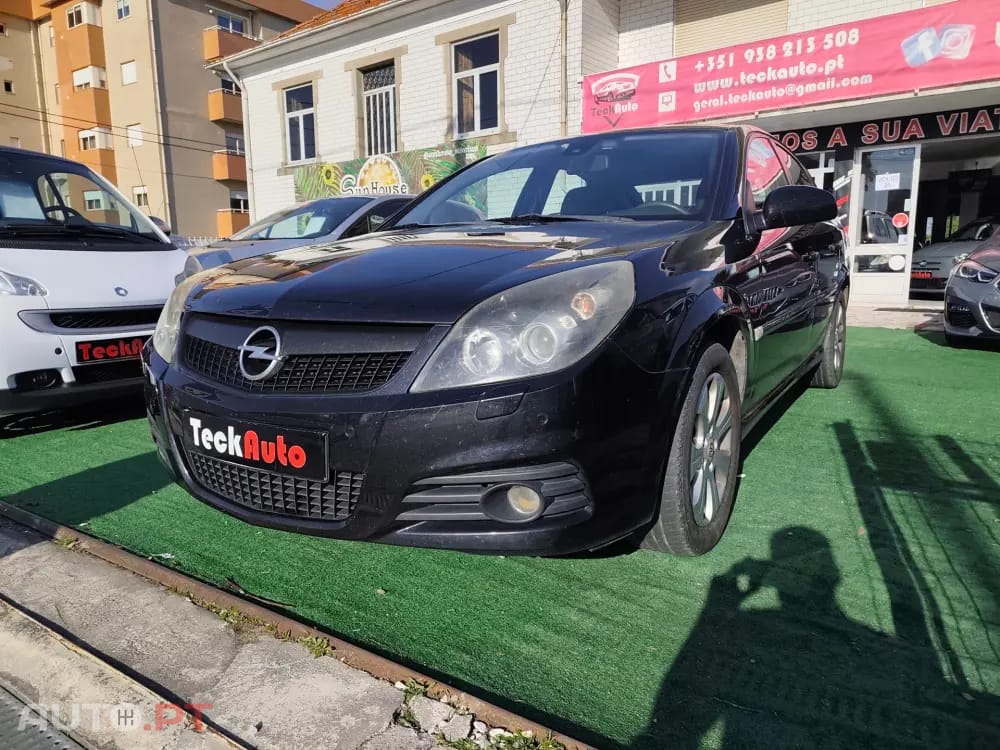 Opel Vectra 1.9 CDTi Executive