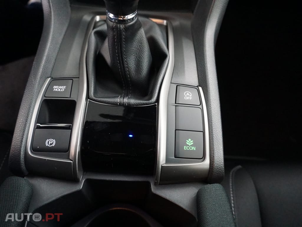 Honda Civic 1.0 i-VTEC Elegance