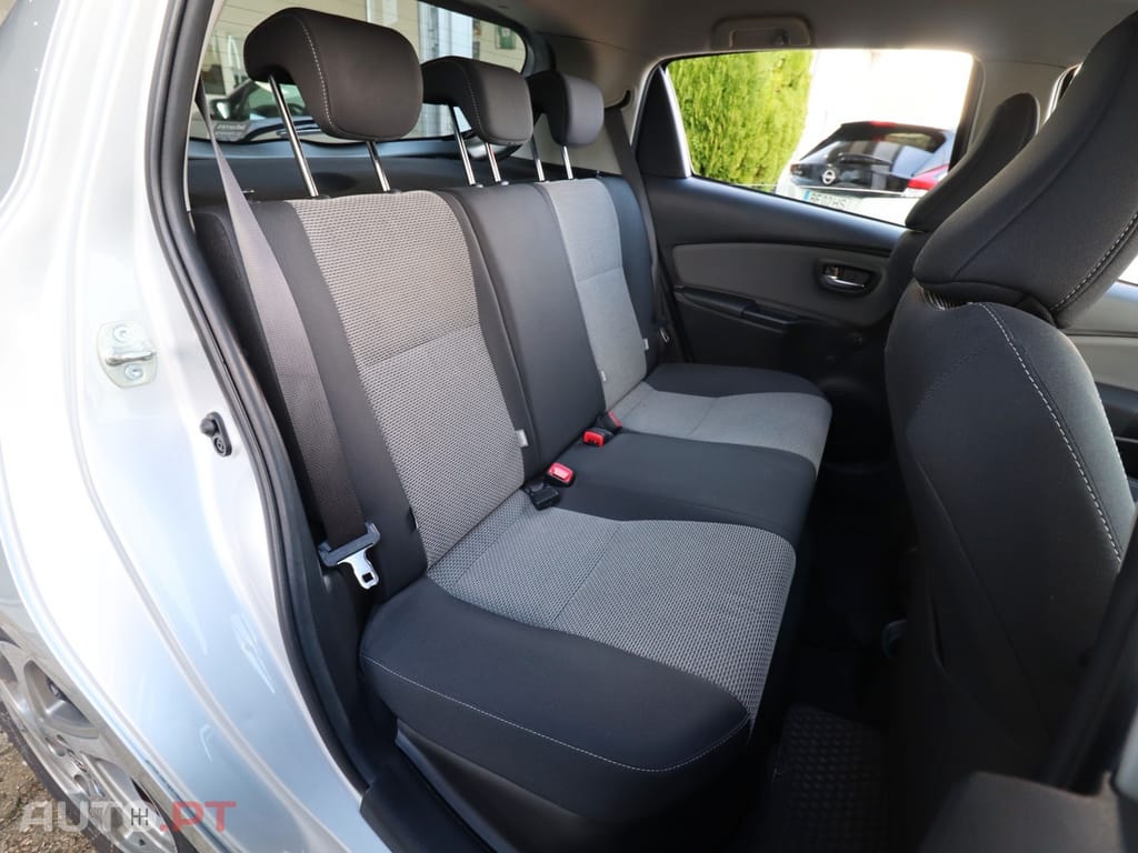 Toyota Yaris 1.5 HSD Active