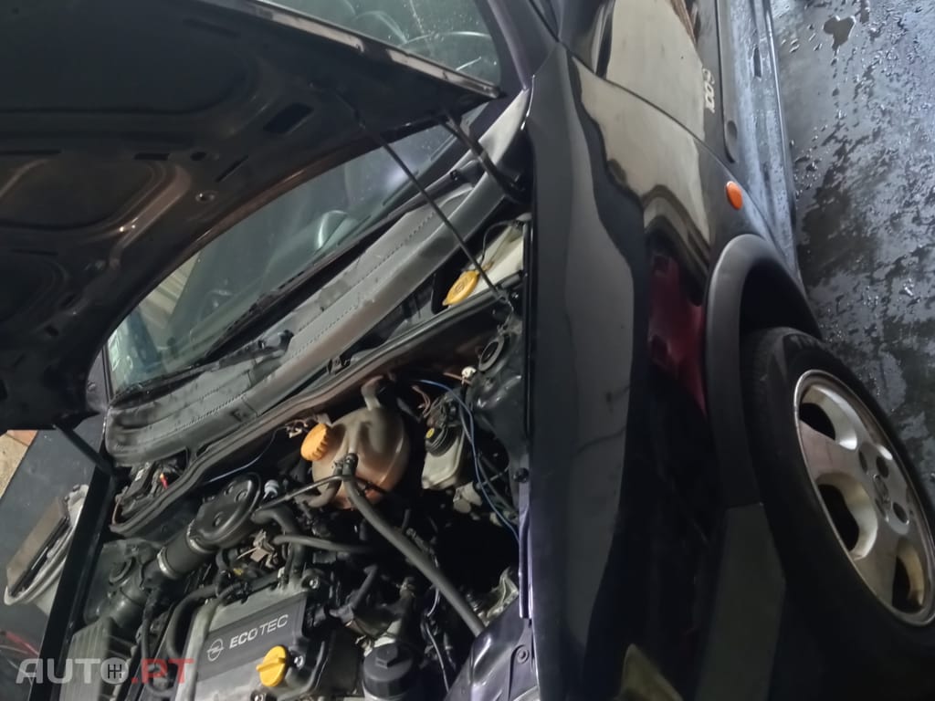 Opel Corsa 100