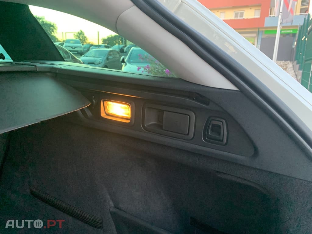 Peugeot 508 RXH 2.0 BlueHDi EAT6