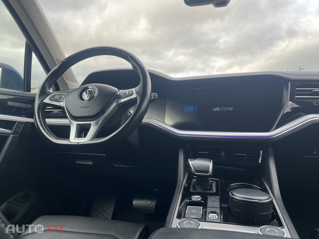 Volkswagen Touareg 3.0 TDI V6 Elegance Plus