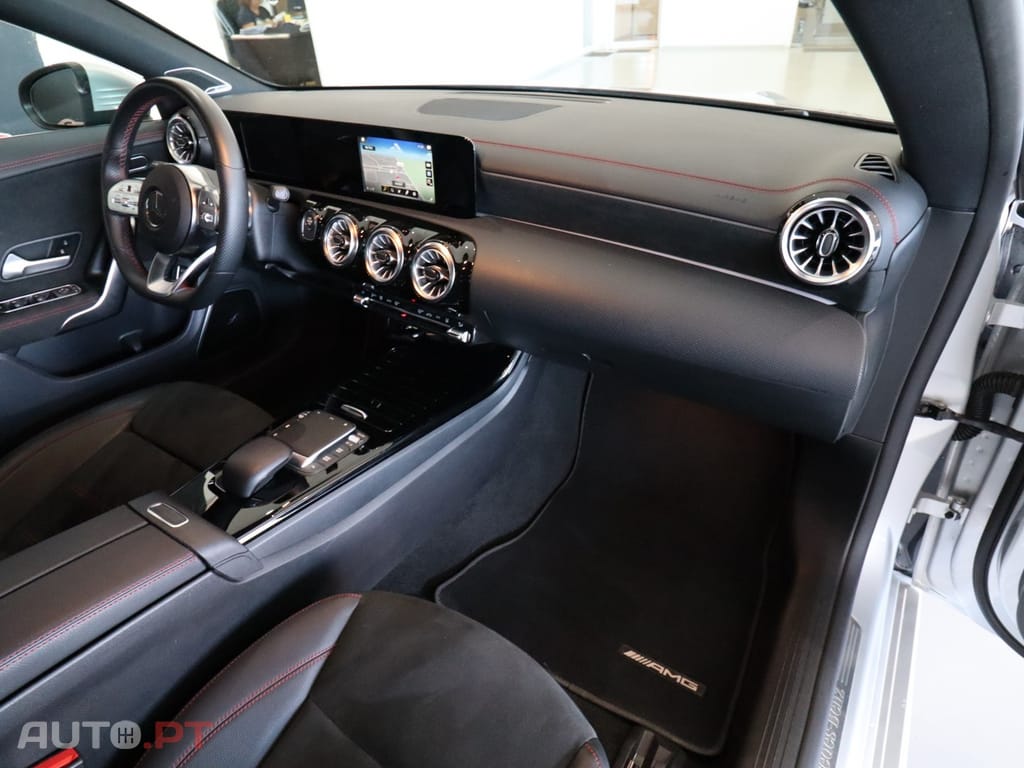 Mercedes-Benz CLA 250 e Shooting Brake AMG Line