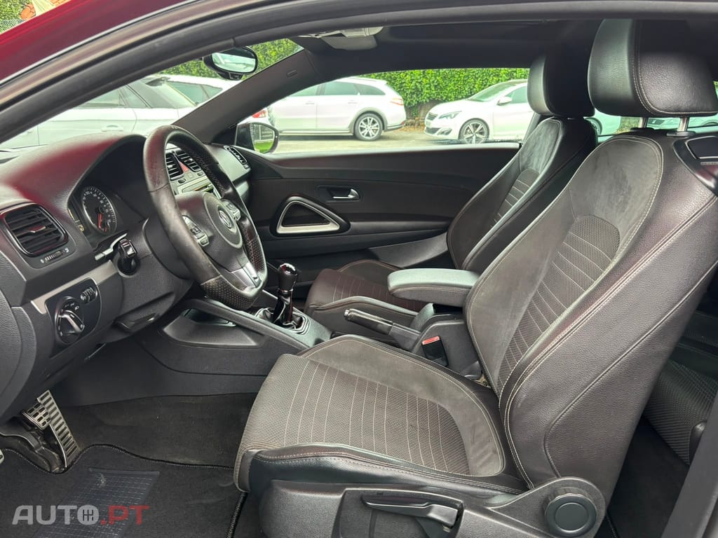 Volkswagen Scirocco 2.0 TDi Sport