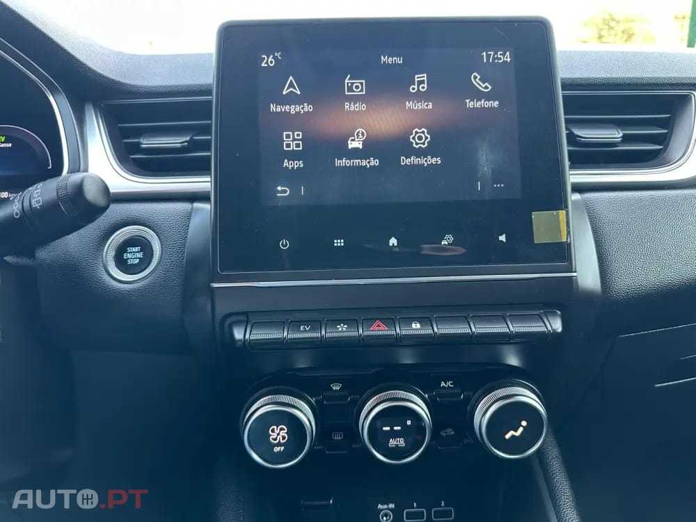 Renault Captur 1.6 E-Tech Intens