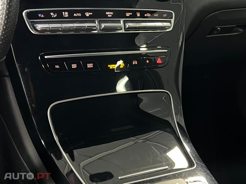 Mercedes-Benz GLC 300 e 4MATIC AMG Line