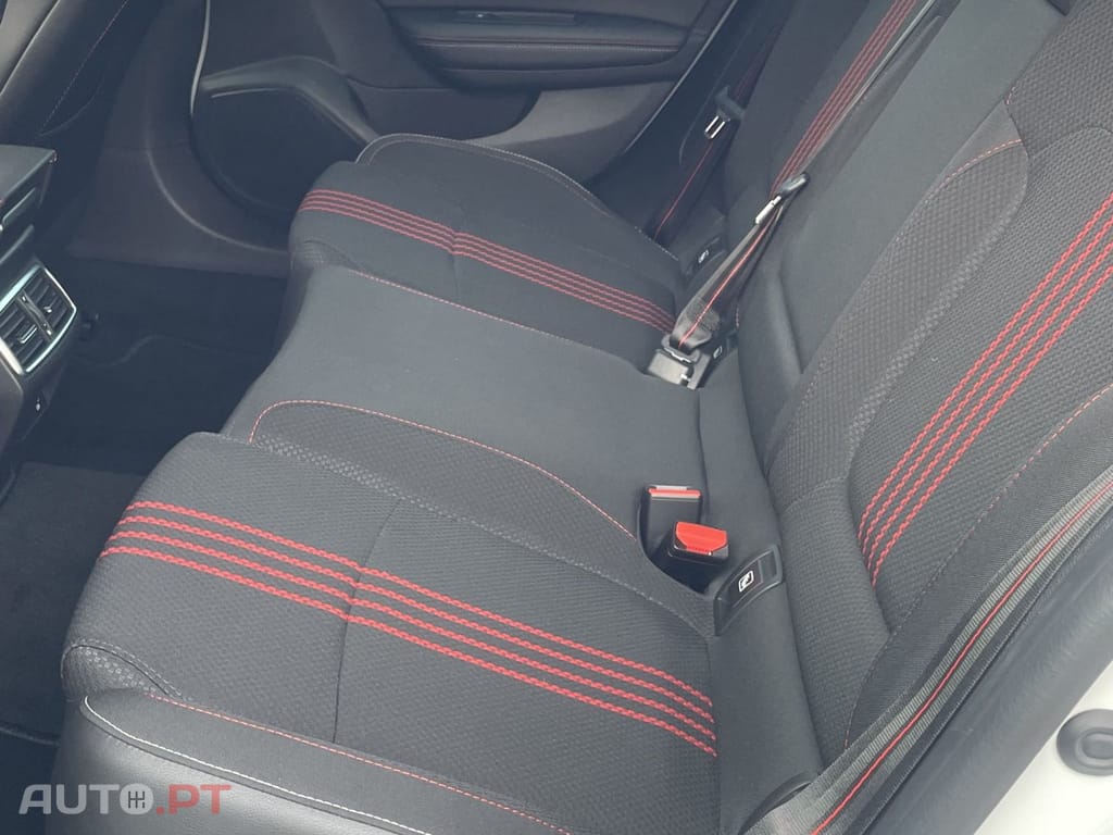 Renault Mégane Mégane ST RSLine Hybrid TCe 160 EDC