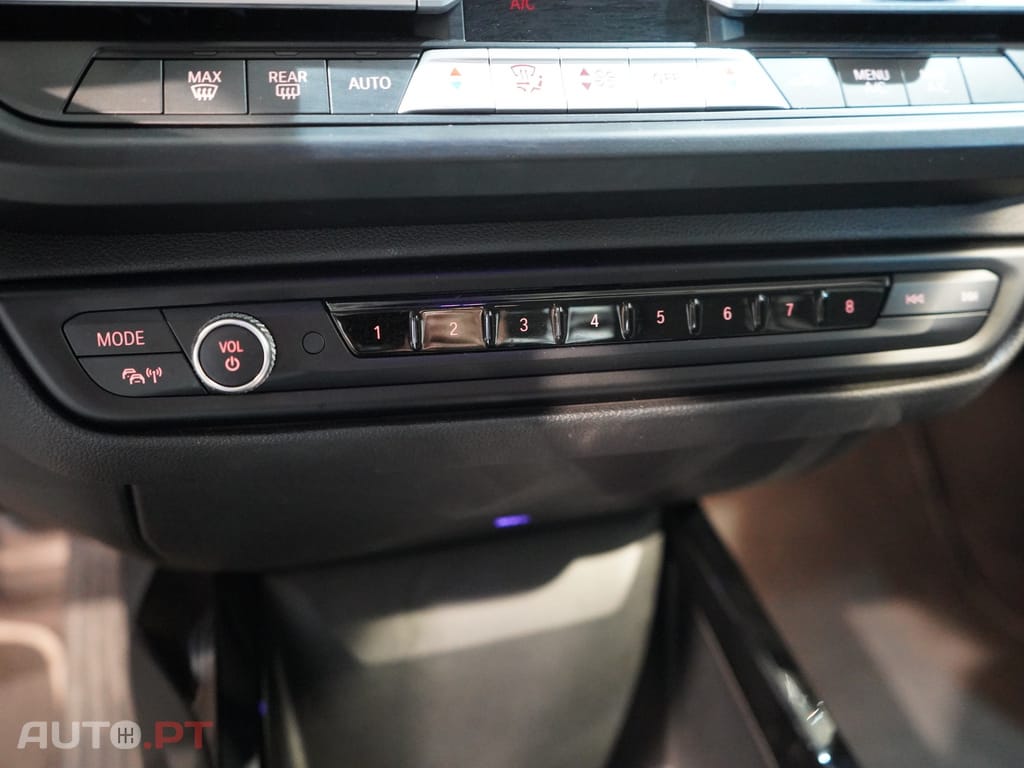 BMW 218 d Line Sport